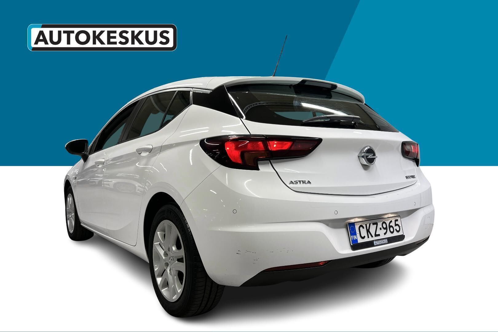 Opel Astra iso kuva 7