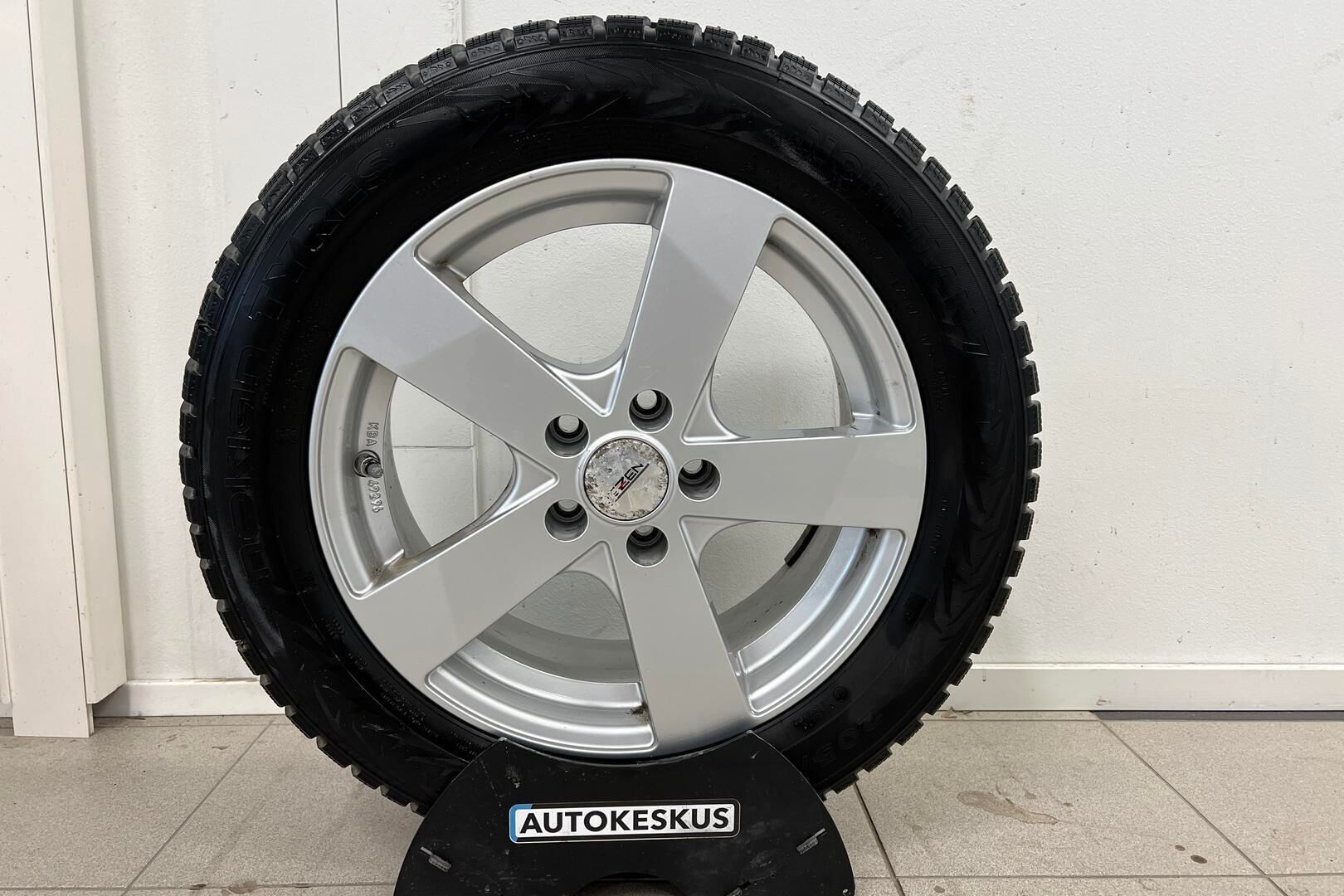 Opel Astra iso kuva 21