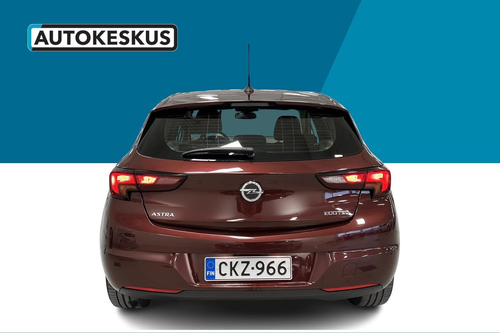 Opel Astra iso kuva 6