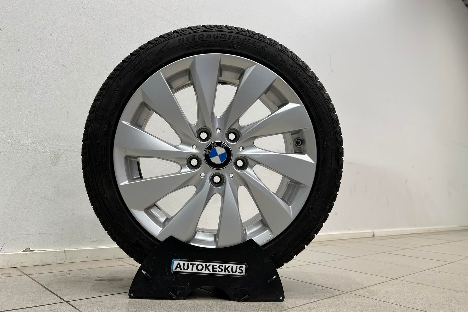 BMW 1-SARJA iso kuva 36