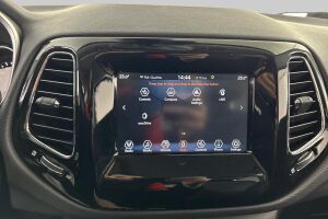 Jeep Compass esikatselu 20