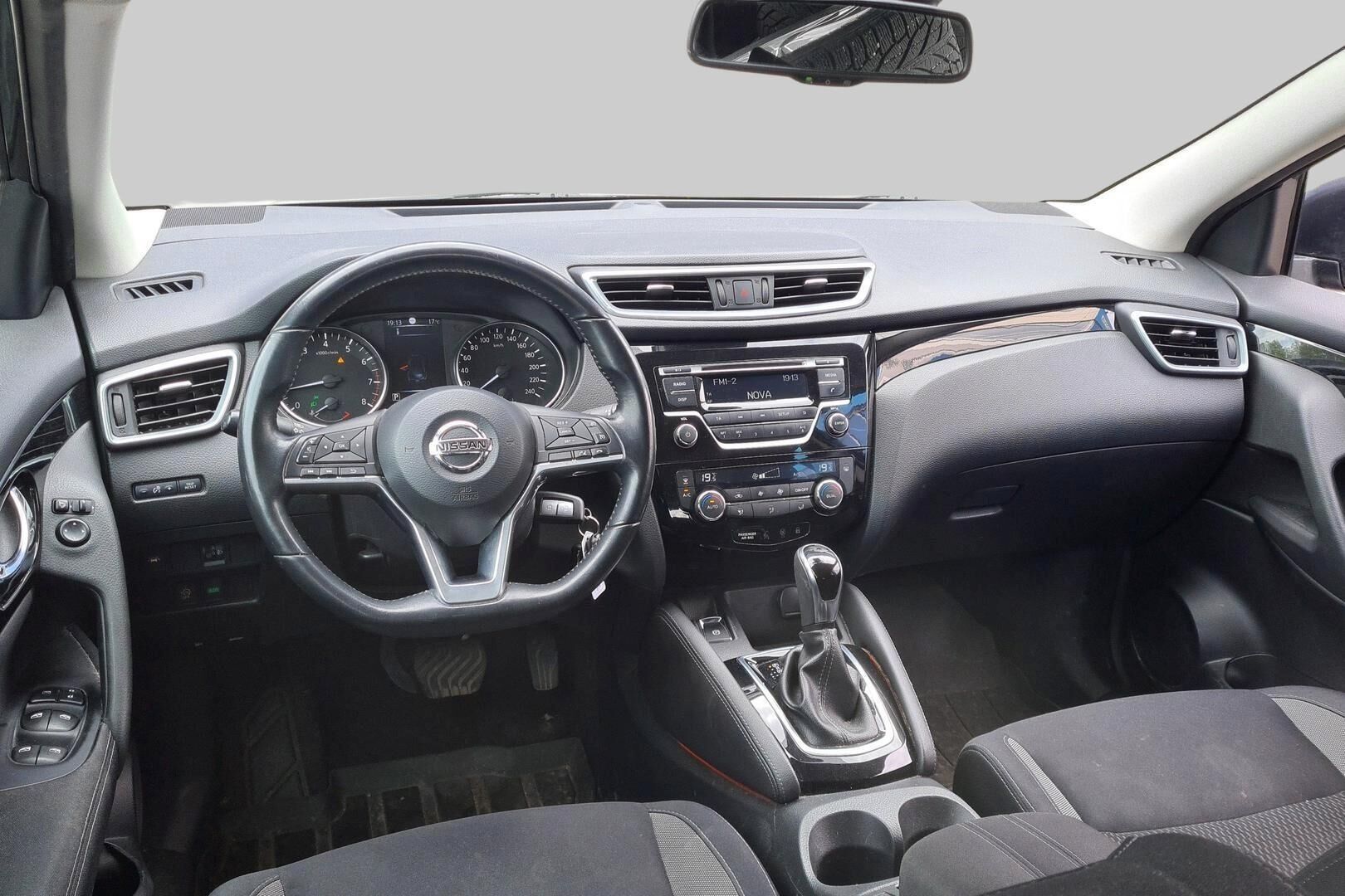 Nissan Qashqai iso kuva 1
