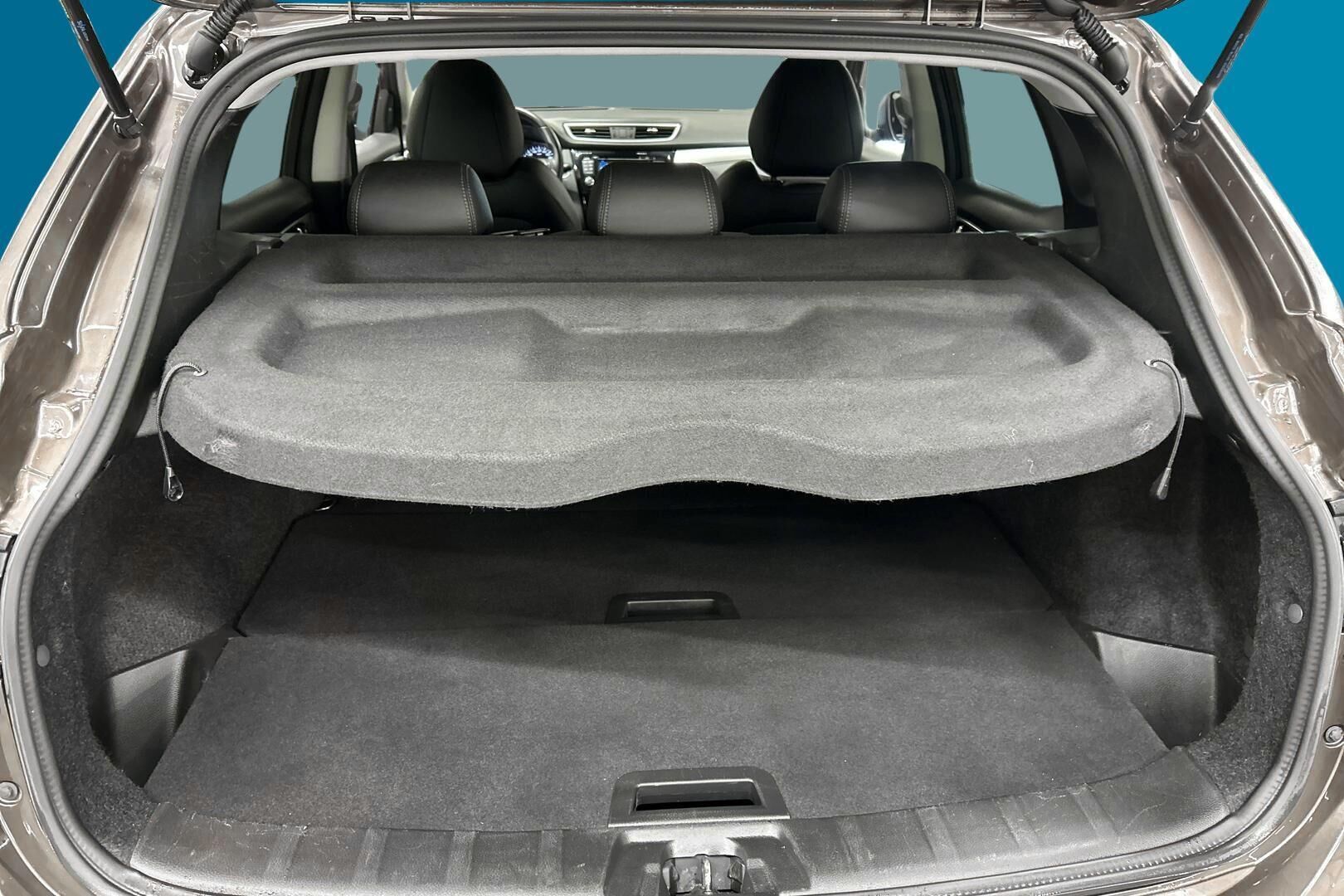 Nissan Qashqai iso kuva 24