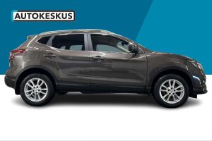 Nissan Qashqai esikatselu 4