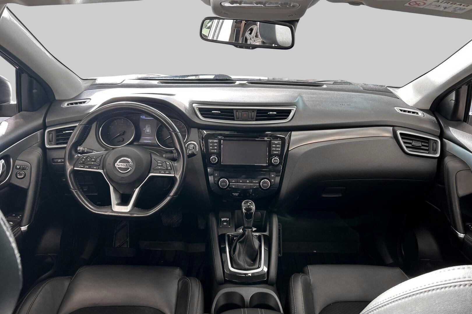 Nissan Qashqai iso kuva 11