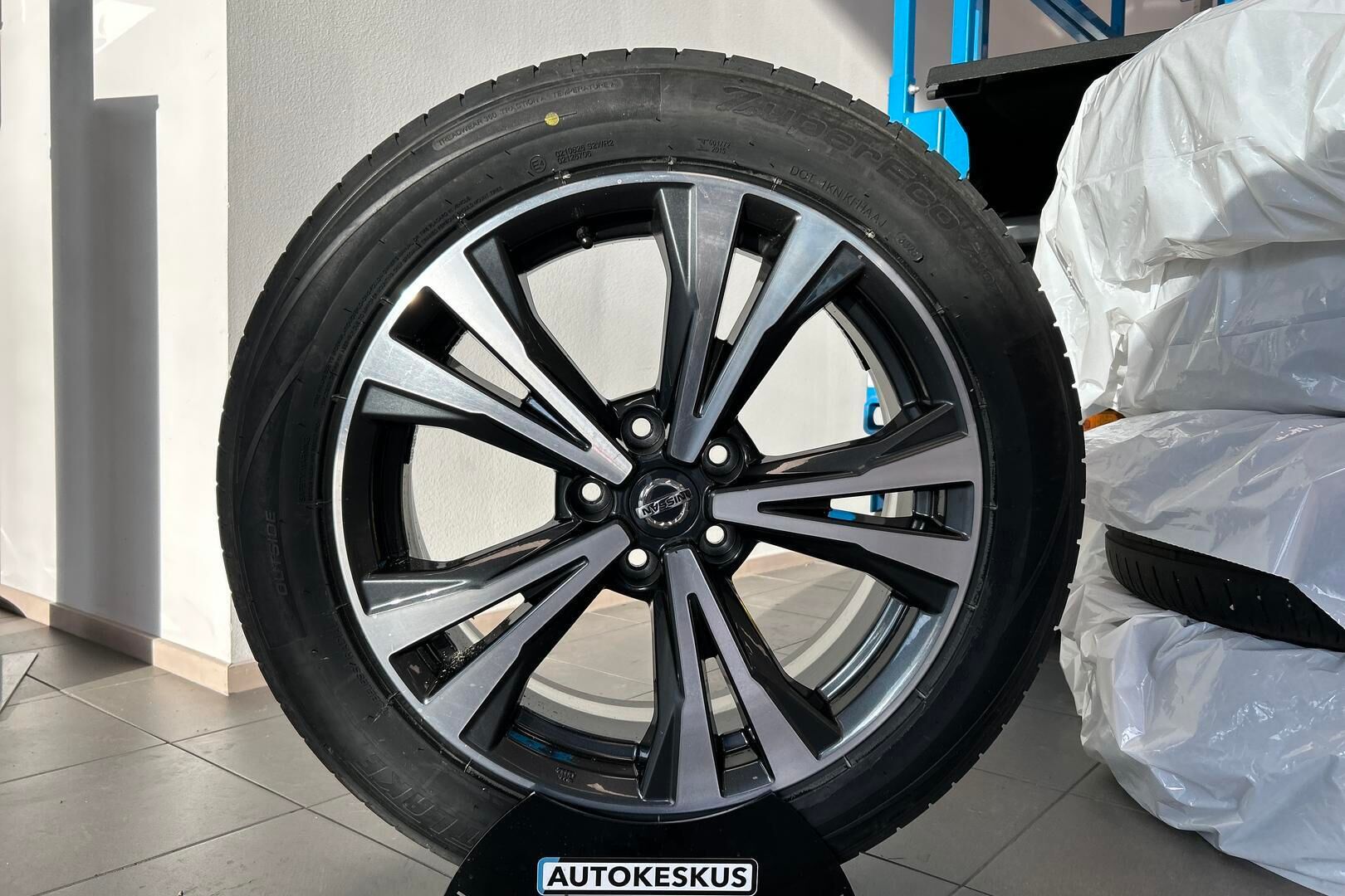 Nissan Qashqai iso kuva 13