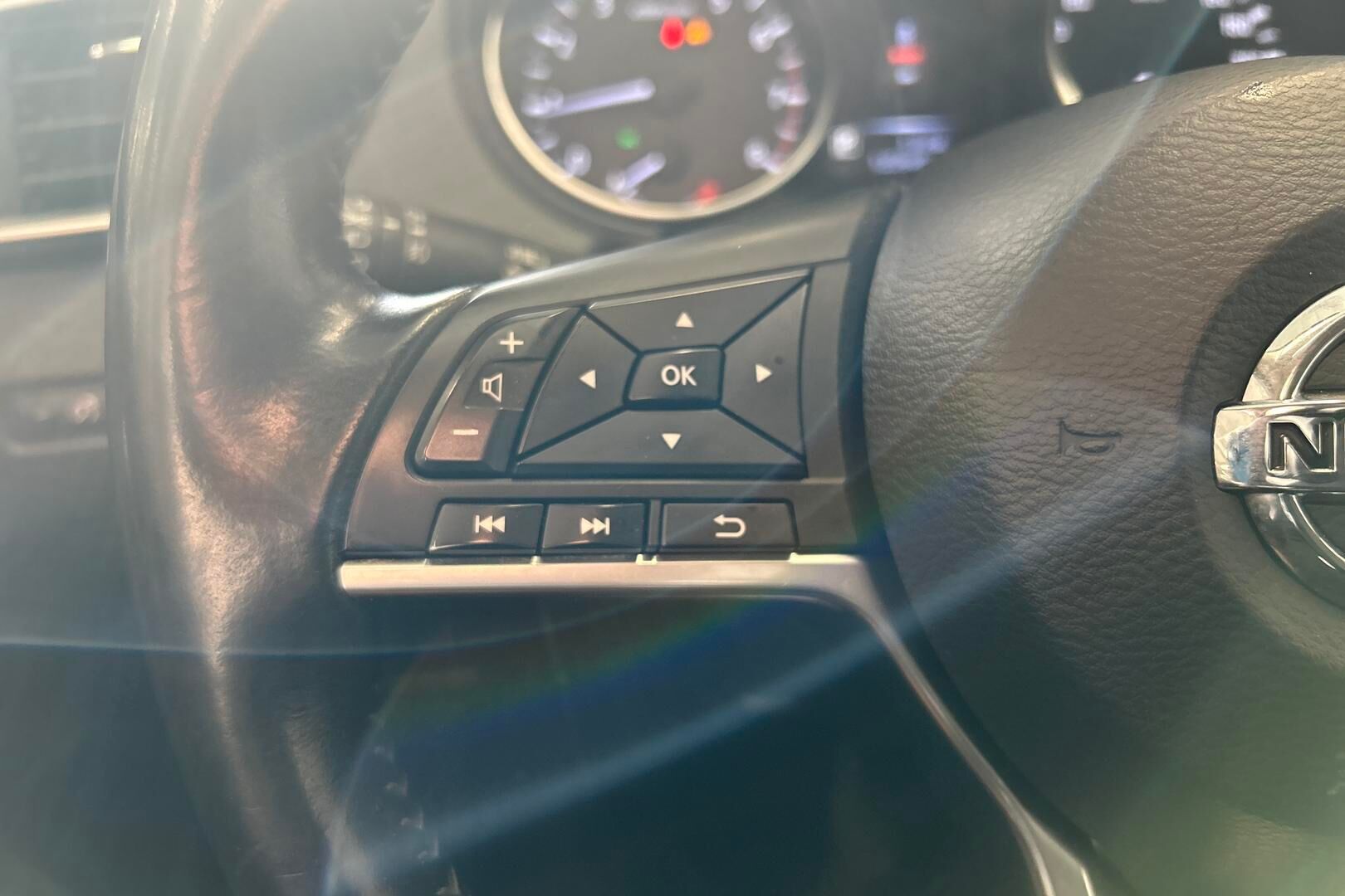 Nissan Qashqai iso kuva 15