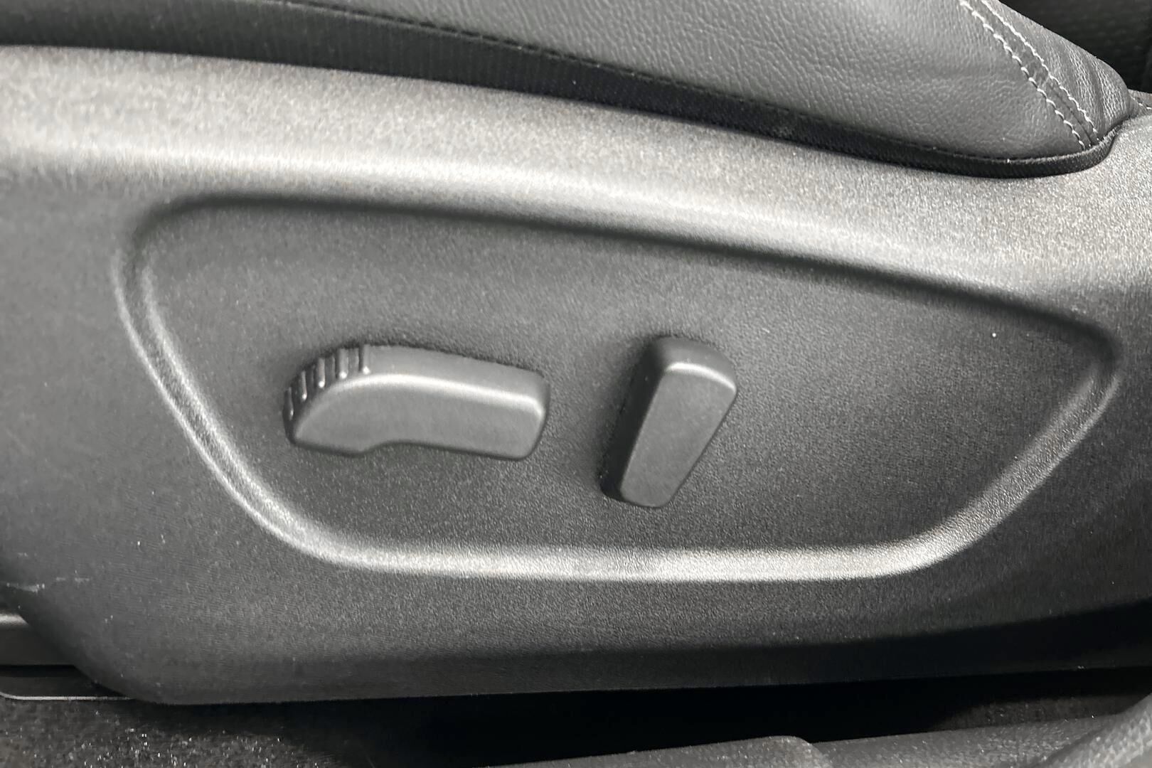 Nissan Qashqai iso kuva 22