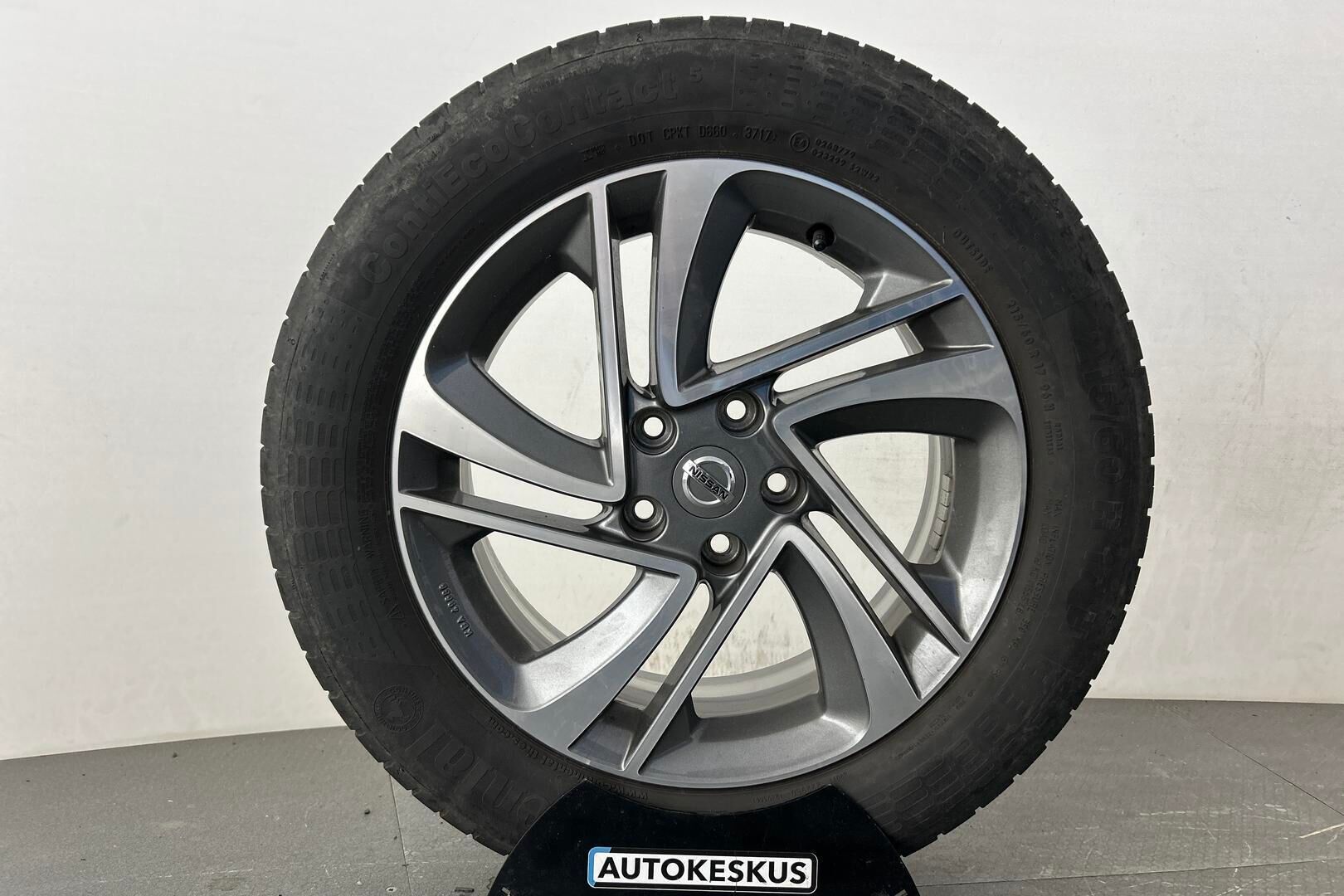 Nissan Qashqai iso kuva 14