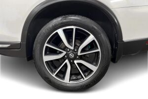Nissan X-Trail esikatselu 10