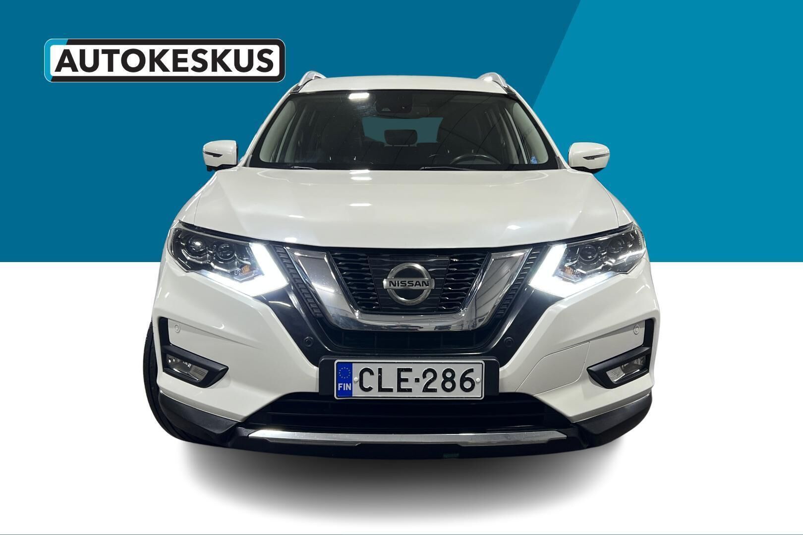Nissan X-Trail iso kuva 2