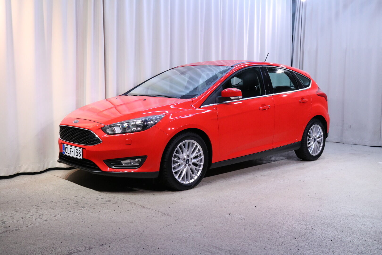 Ford Focus iso kuva 0
