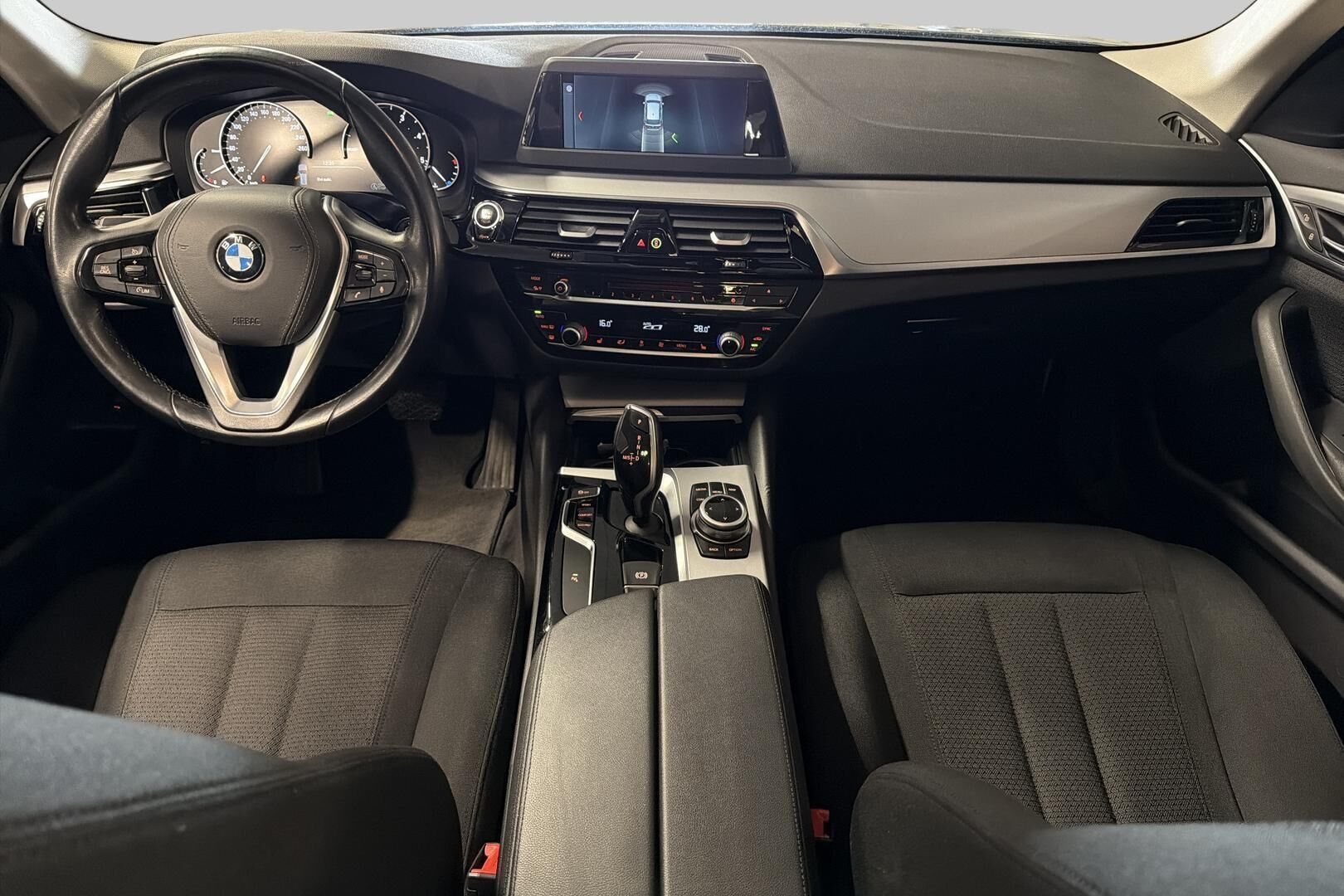 BMW 5-sarja iso kuva 31