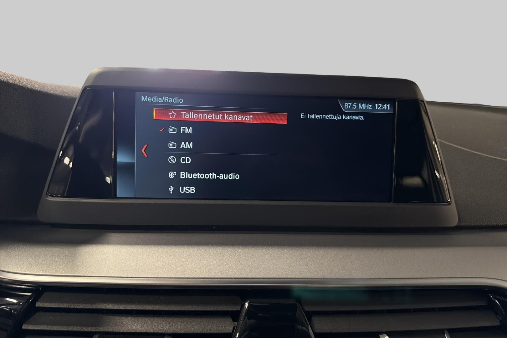 BMW 5-sarja iso kuva 20