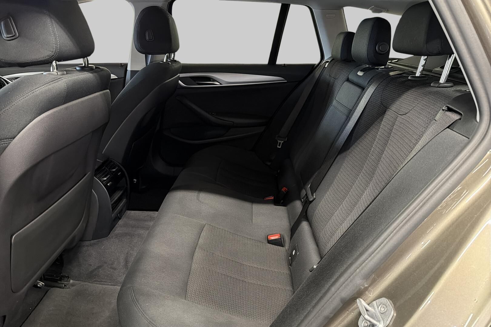 BMW 5-sarja iso kuva 7