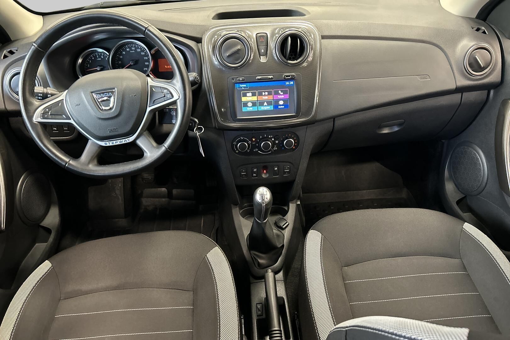 Dacia Logan MCV iso kuva 11