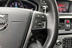 Volvo V40 esikatselu 14