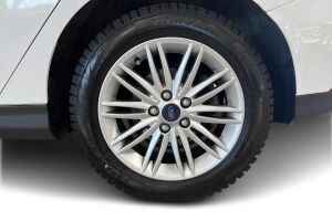 Ford Focus esikatselu 13