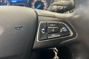 Ford Focus esikatselu 18