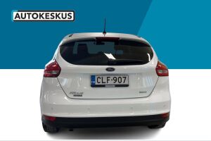 Ford Focus esikatselu 6