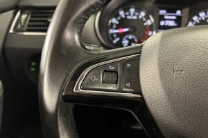 Skoda Octavia esikatselu 17