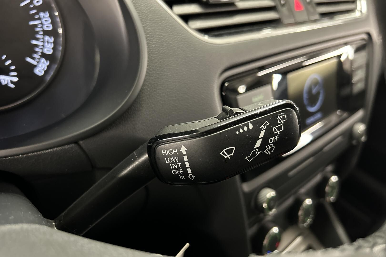 Skoda Octavia iso kuva 18