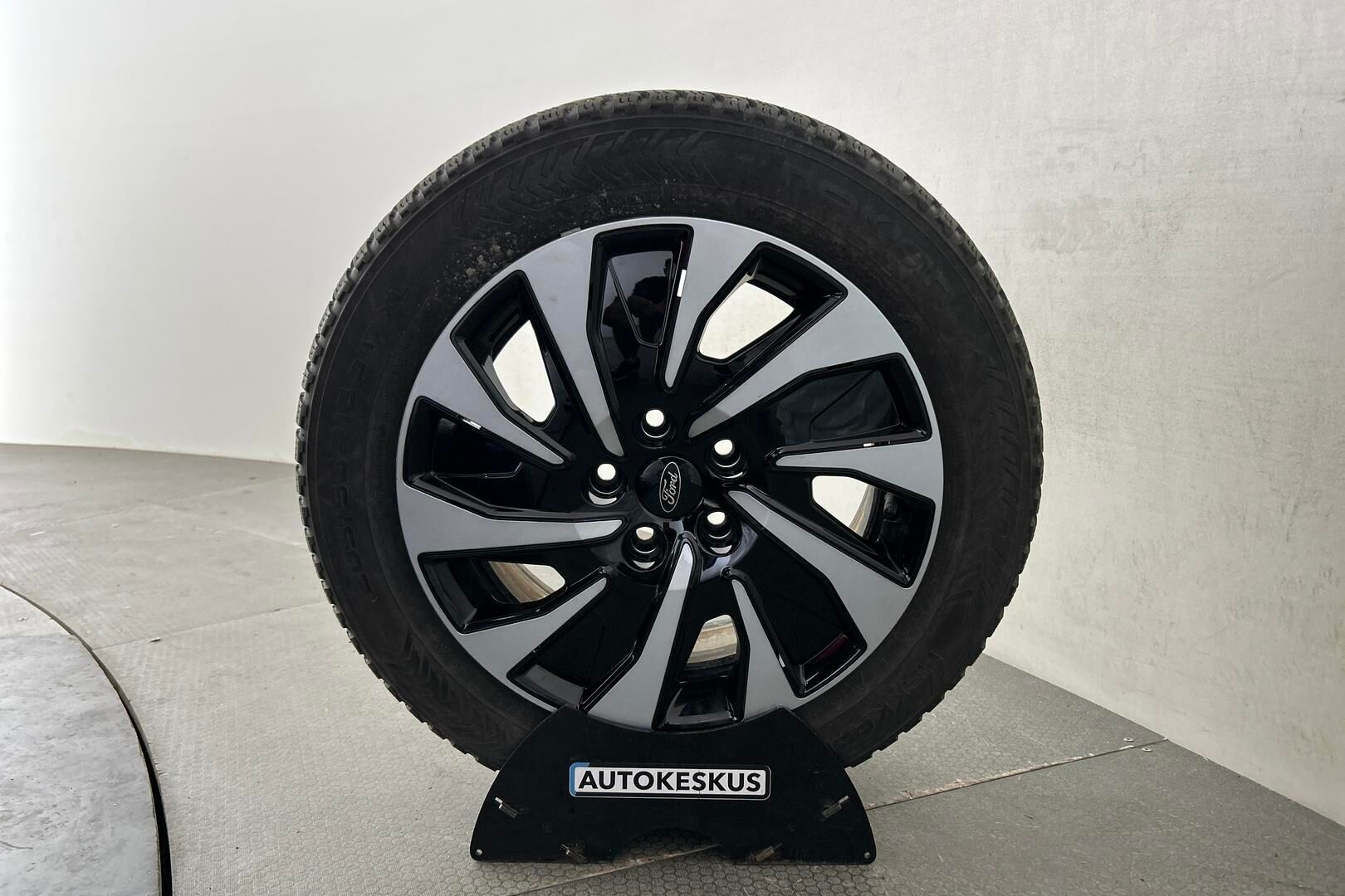 Ford Focus iso kuva 11