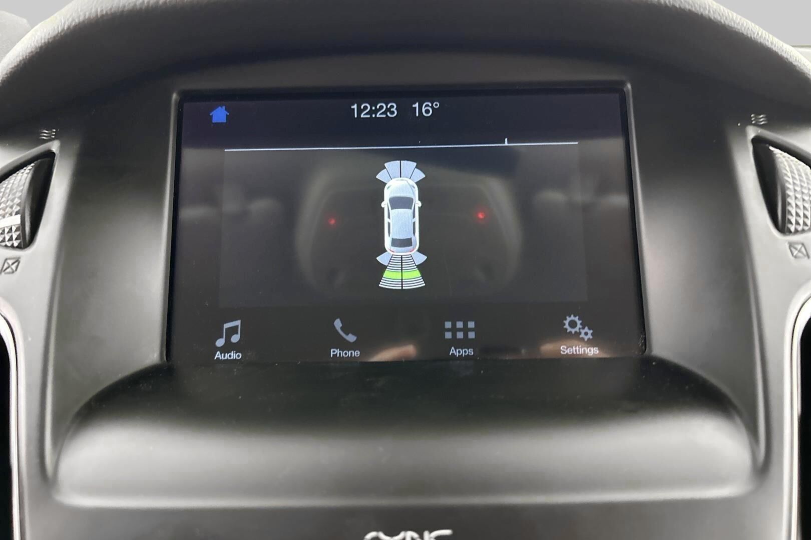 Ford Focus iso kuva 23