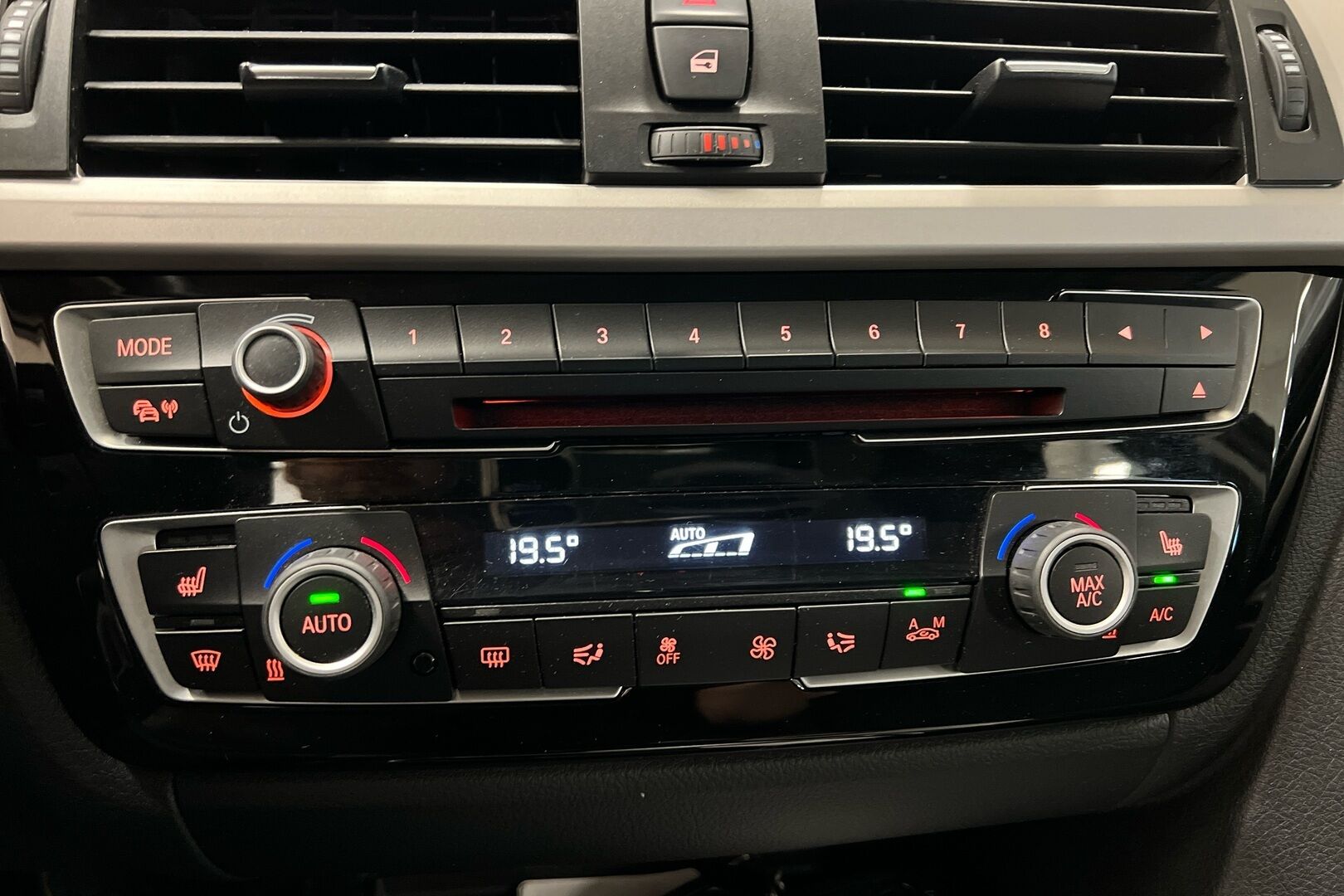 BMW 3-sarja iso kuva 13