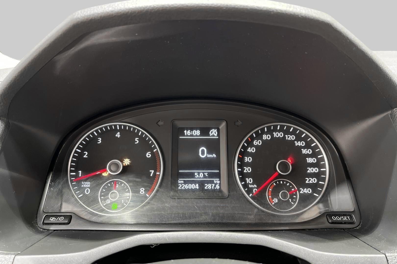 Volkswagen Caddy Maxi iso kuva 13