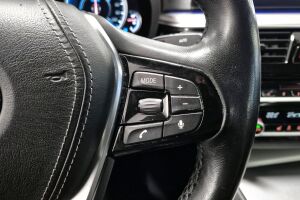 BMW 5-sarja esikatselu 18