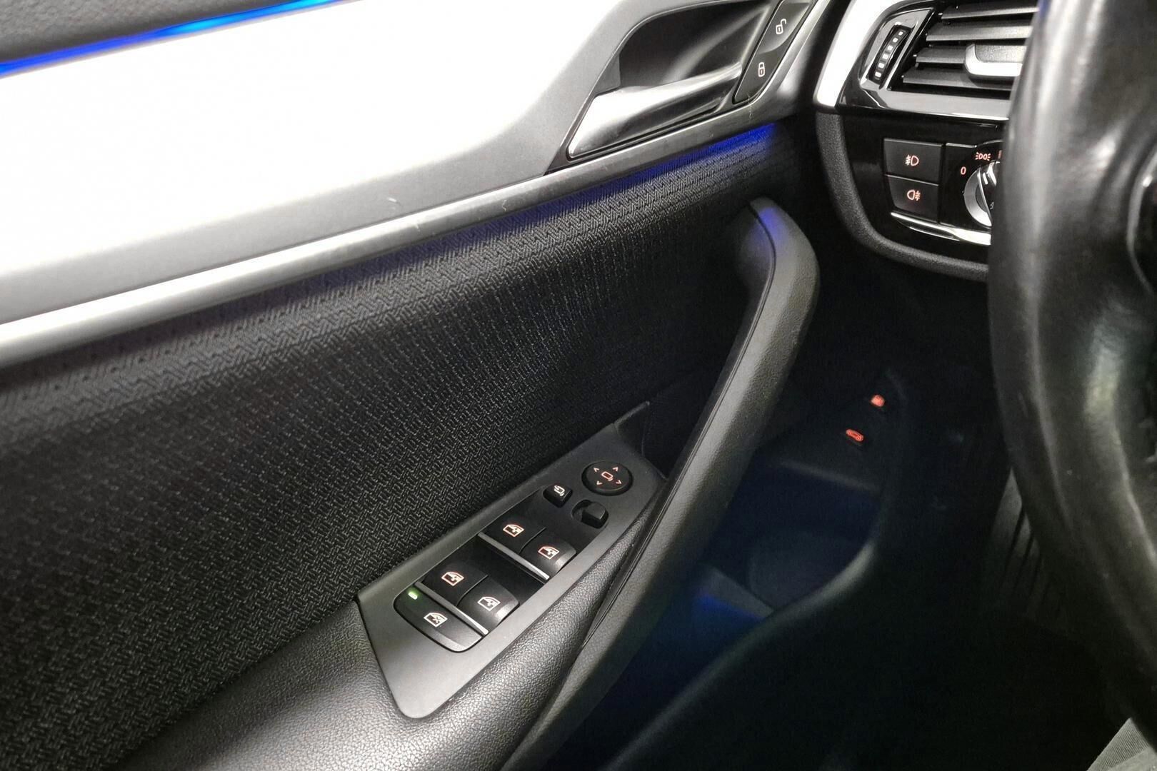 BMW 5-sarja iso kuva 21