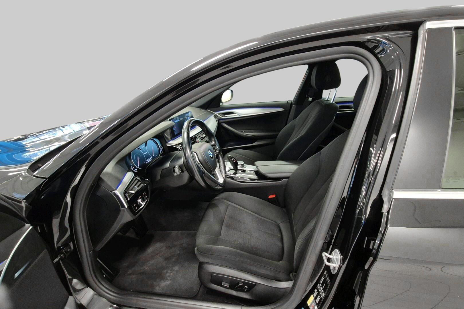 BMW 5-sarja iso kuva 9