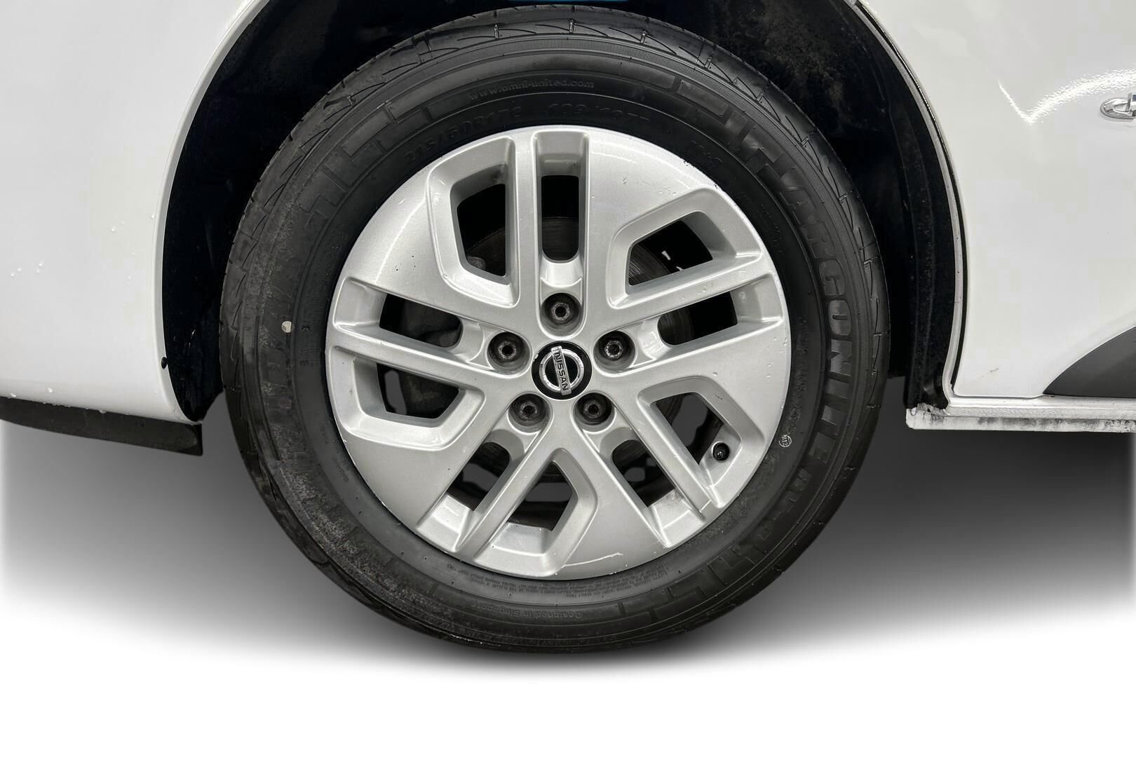 Nissan NV300 iso kuva 13