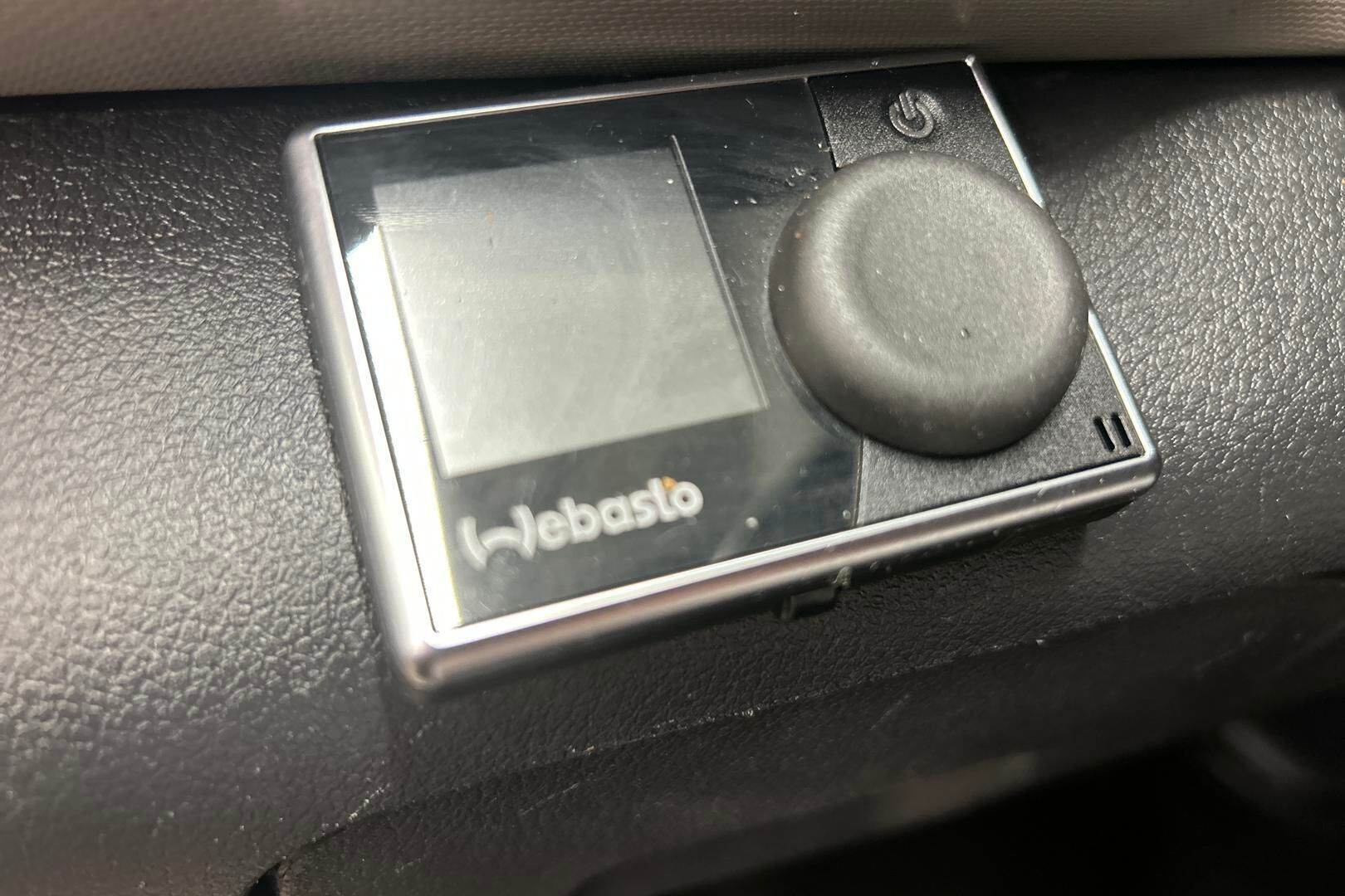 Nissan NV300 iso kuva 15
