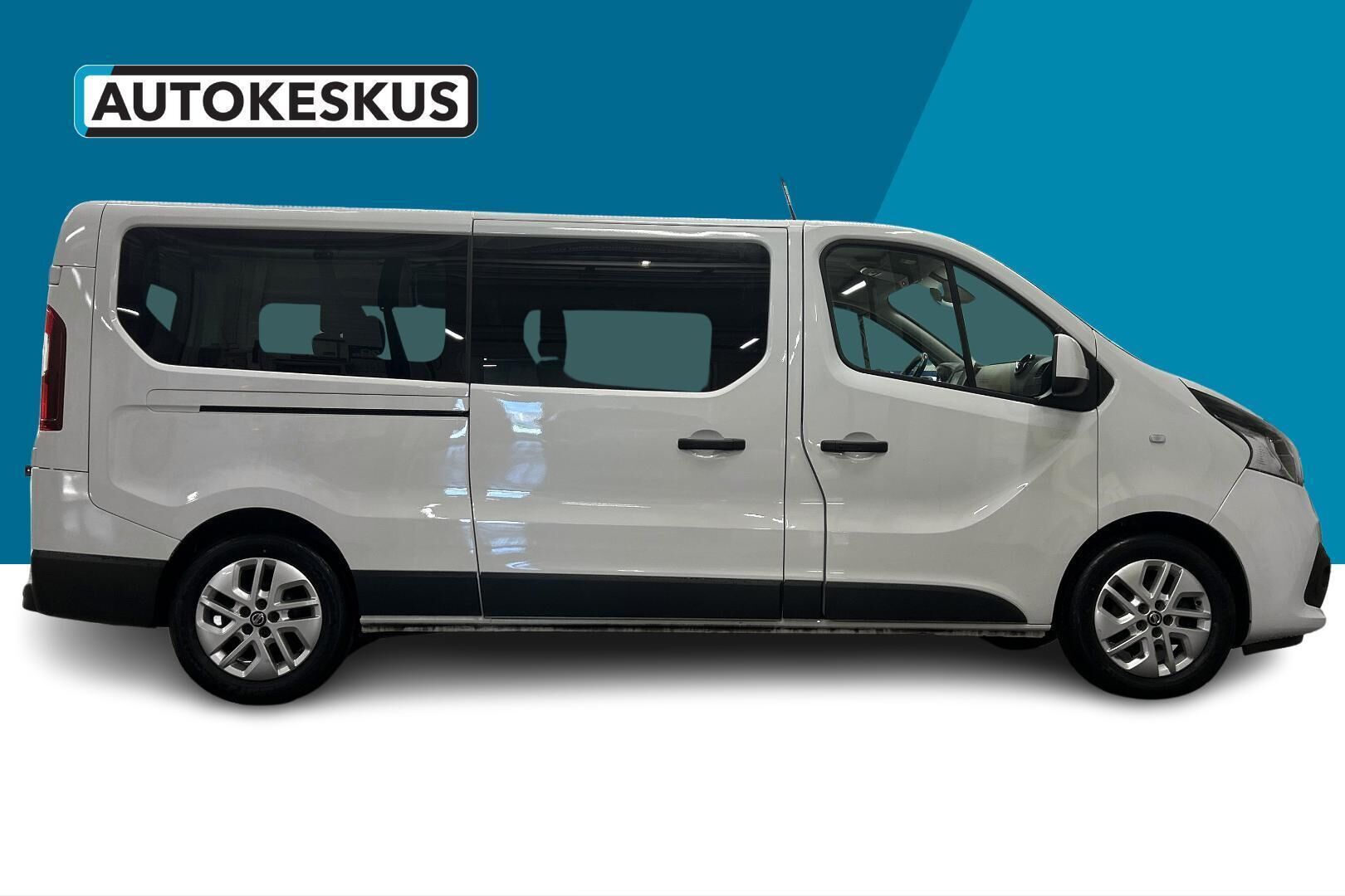 Nissan NV300 iso kuva 5