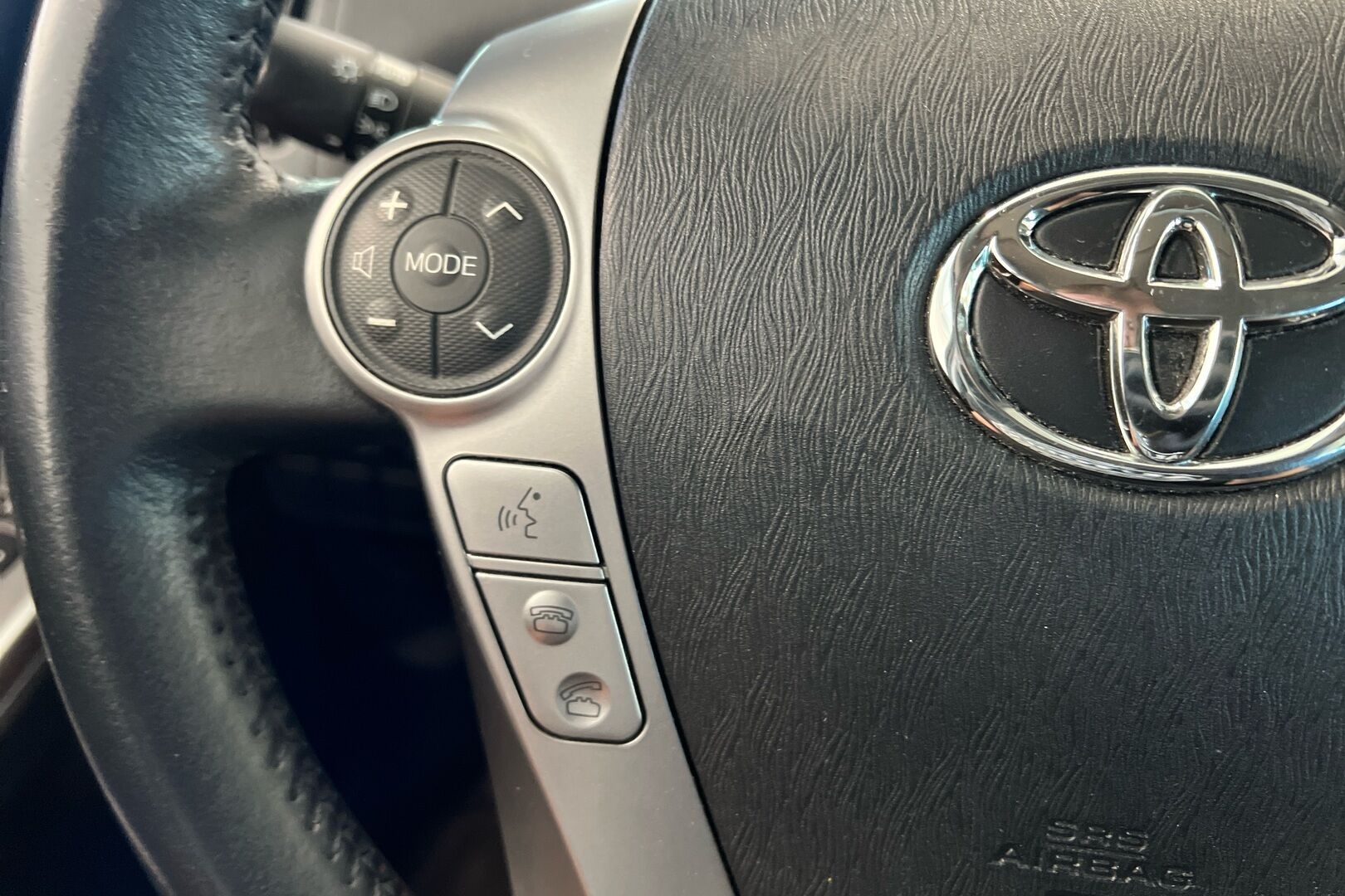 Toyota Prius+ iso kuva 17