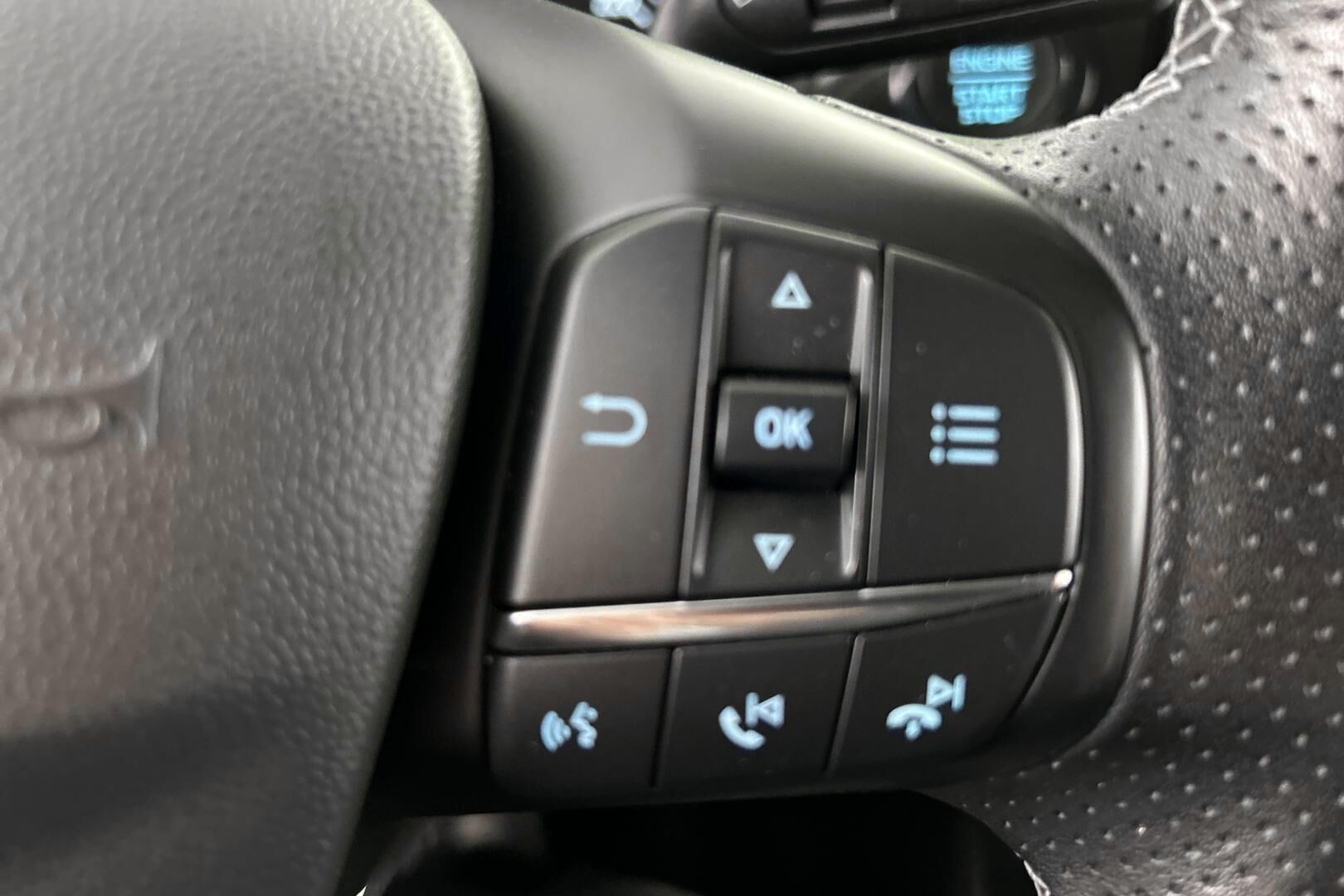 Ford Fiesta iso kuva 19