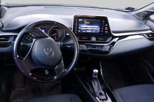 Toyota C-HR esikatselu 1