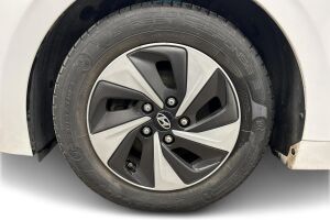 Hyundai IONIQ hybrid esikatselu 13