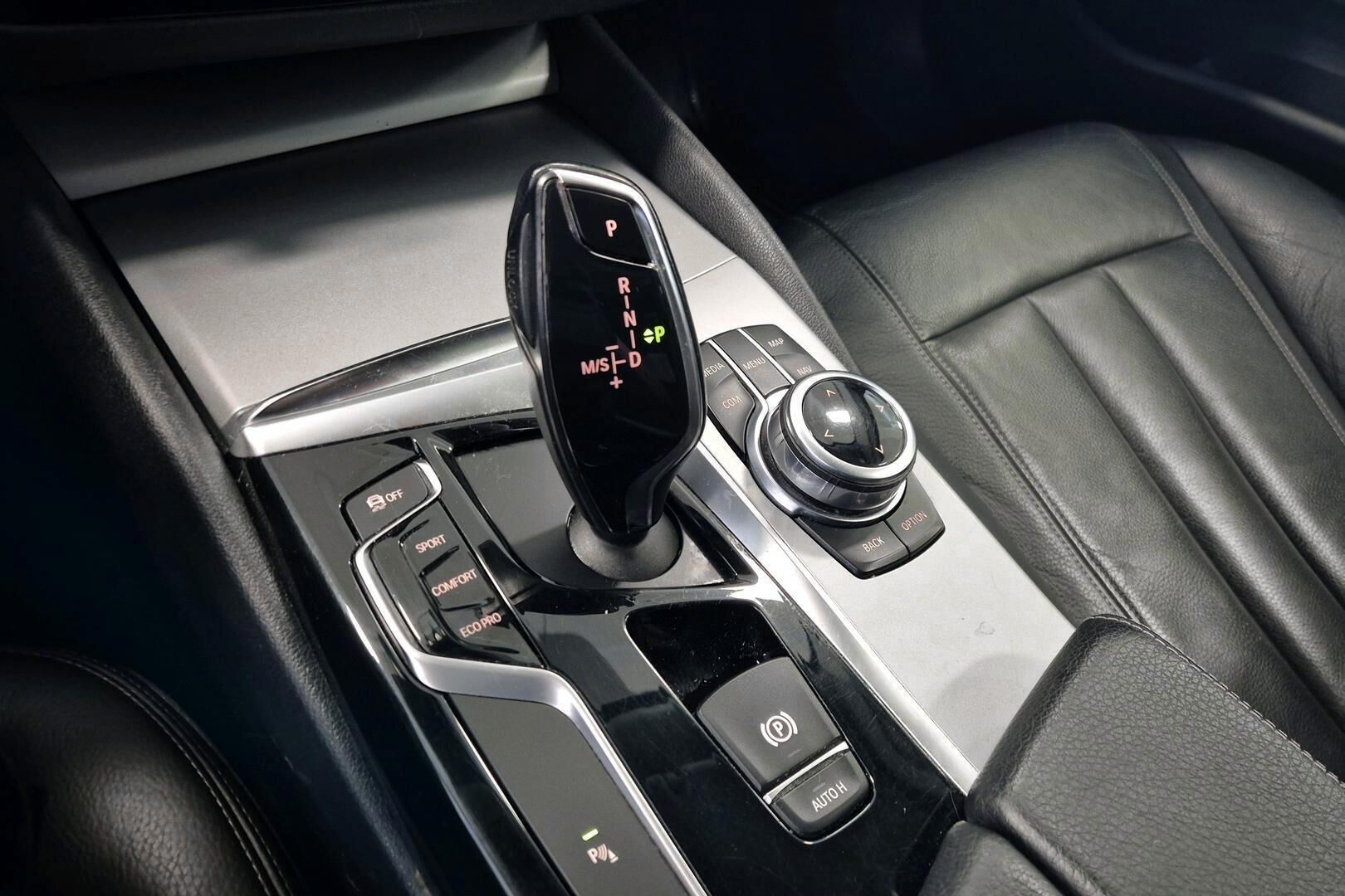 BMW 5-sarja iso kuva 9