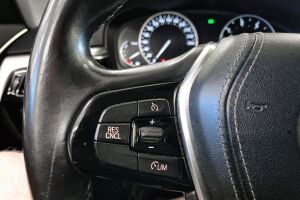 BMW 5-sarja esikatselu 23