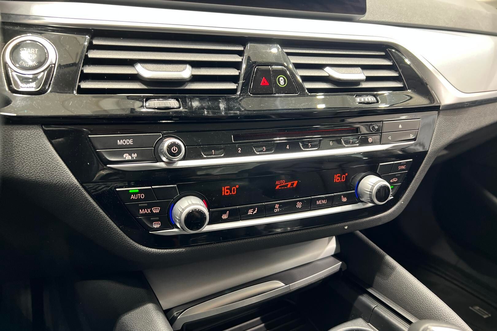 BMW 5-sarja iso kuva 21