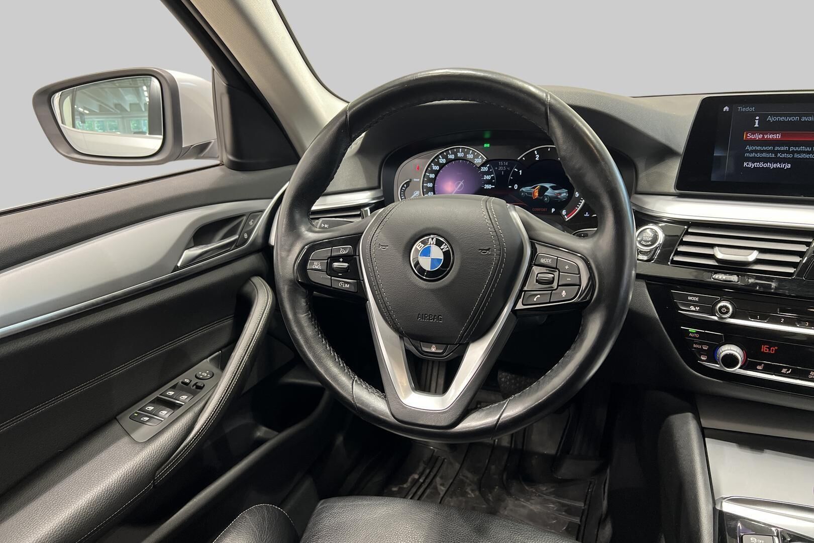 BMW 5-sarja iso kuva 32