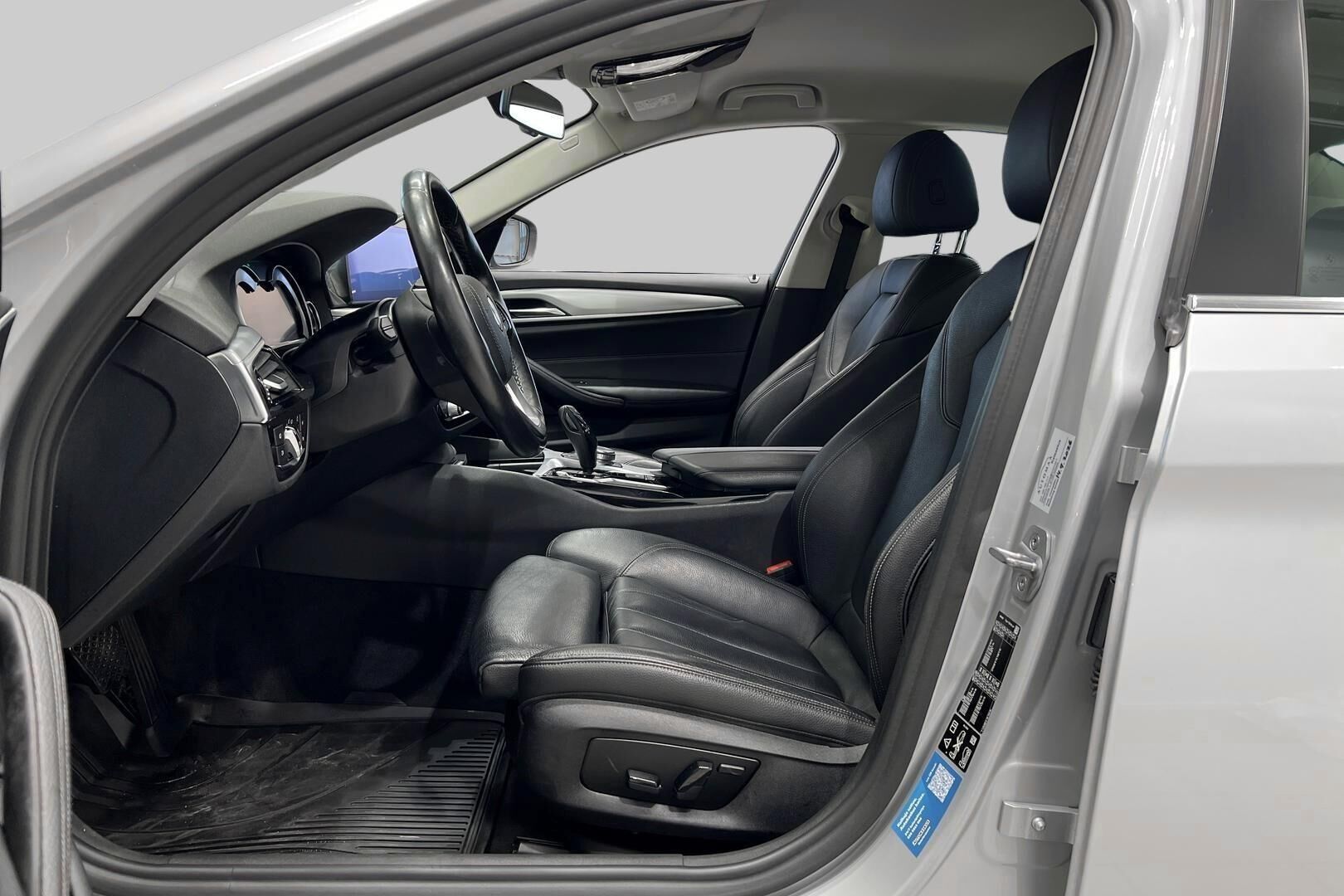 BMW 5-sarja iso kuva 9