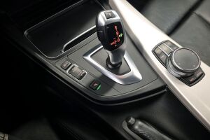 BMW 3-sarja esikatselu 10