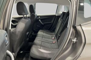 Peugeot 2008 esikatselu 22