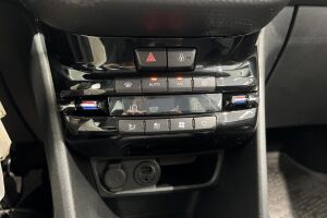 Peugeot 2008 esikatselu 25