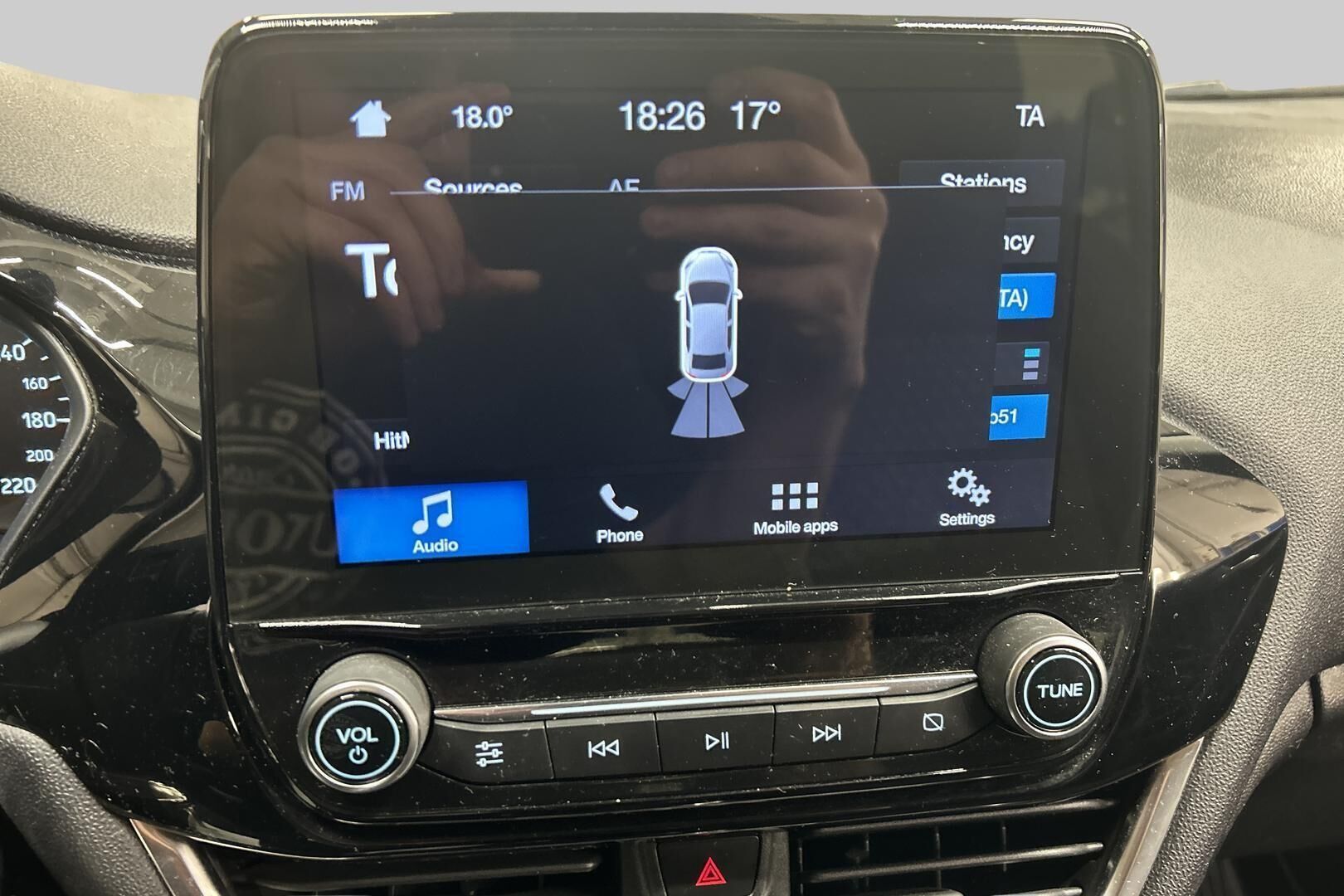 Ford Fiesta iso kuva 17