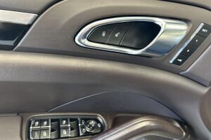 Porsche Cayenne esikatselu 21